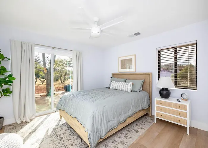 Chapel Escape With Private Hot Tub And Views Holiday home Sedona